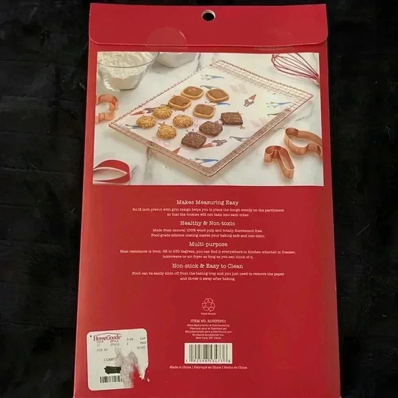 RAE DUNN. Gnomes happy holidays 25 Piece Parchment Paper Sheets - Picture 3 of 4